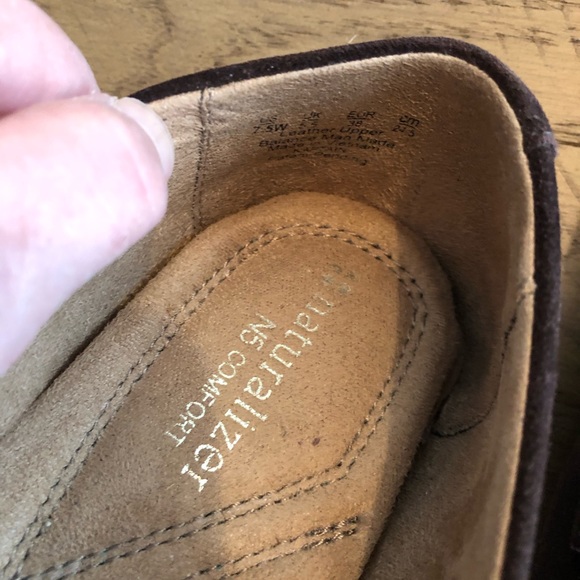 Naturalizer "Kaptain" Leather Moccasin with Chain size 7.5 - Picture 7 of 12